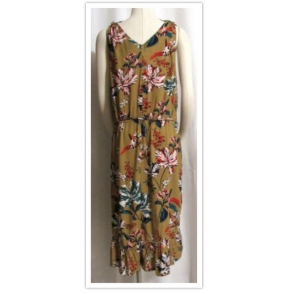 NEW Plus A NEW DAY Tan Floral Faux Wrap Dress 3X - Picture 6 of 6